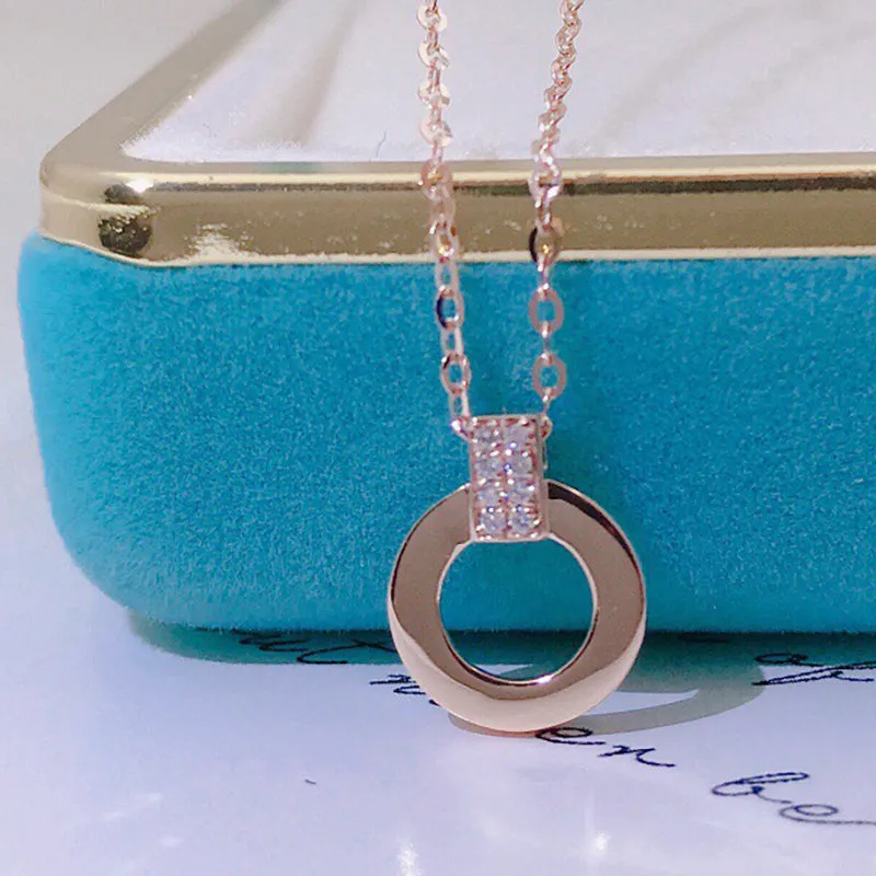 18K Gold 0.03ct Real Diamond Circle Simple Pendant Necklace