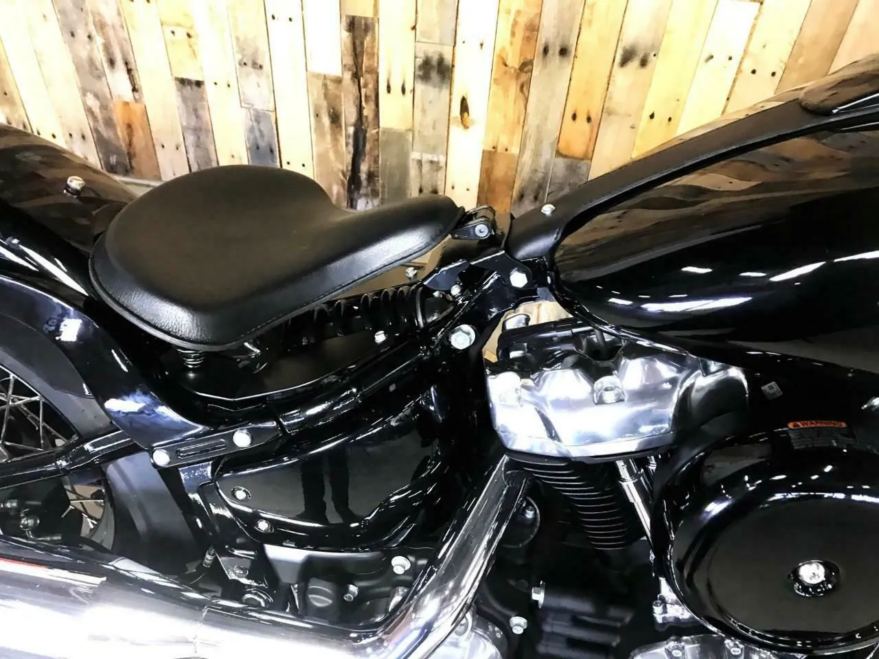2018-2025 Harley Softail Ant BrnDis Tuck Roll Spring Seat Passenger Mounting Kit