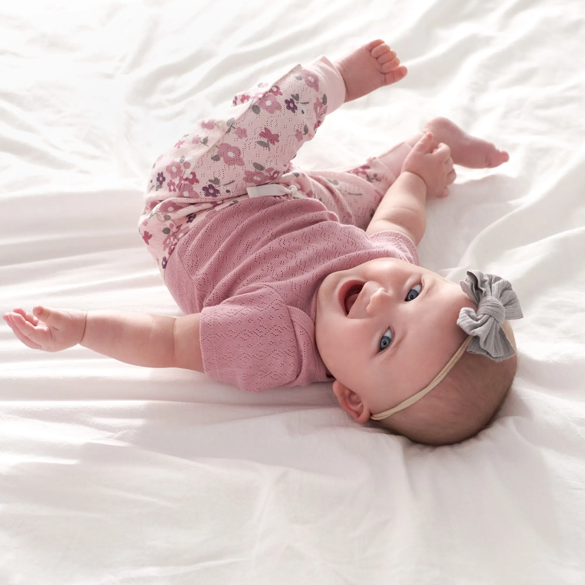 5-Pack Organic Baby Girls Floral Short Sleeve Onesies® Bodysuits