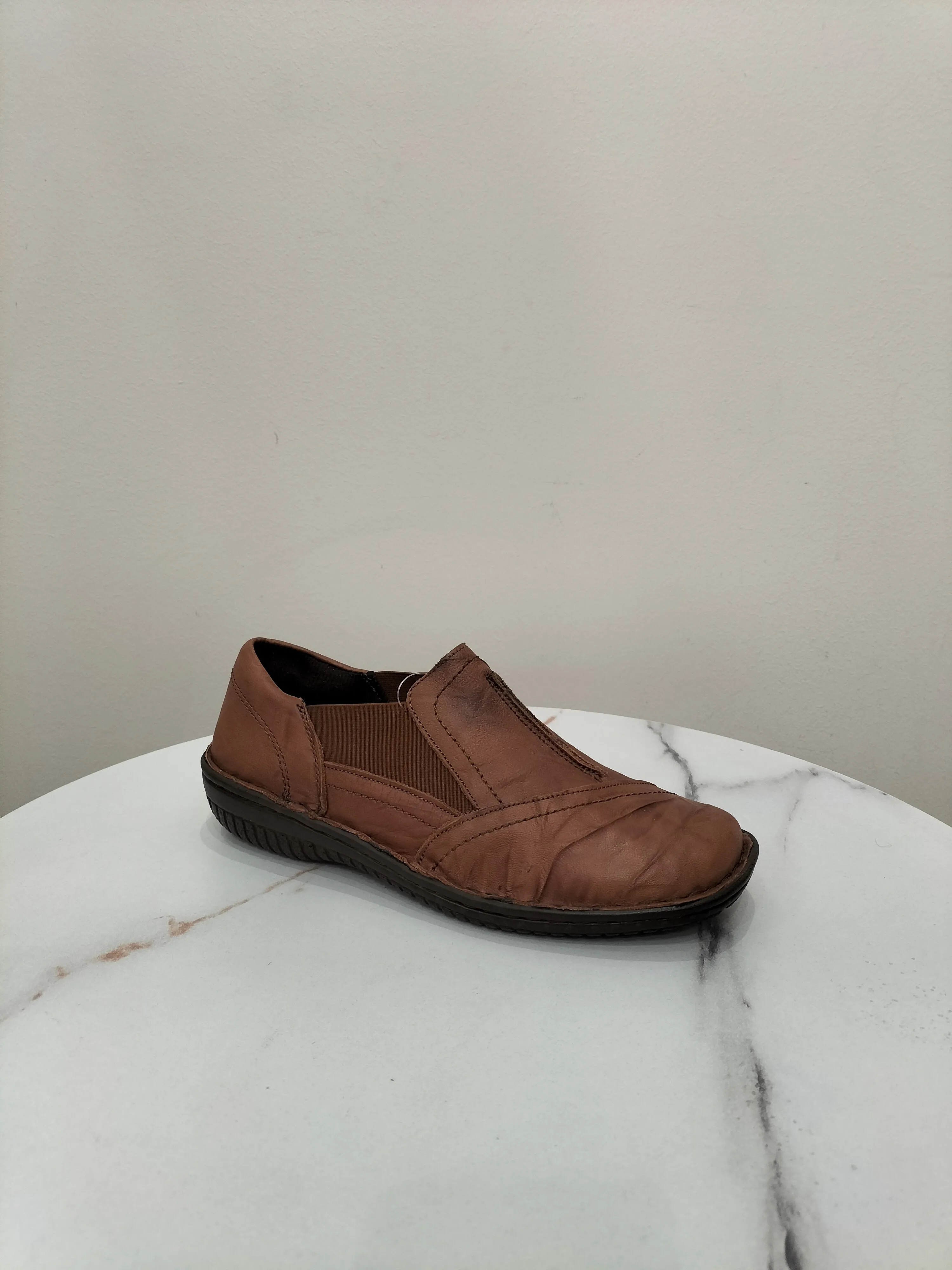 761-27 Cabello Shoe