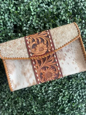 AE2627 Quinn Carved leather clutch