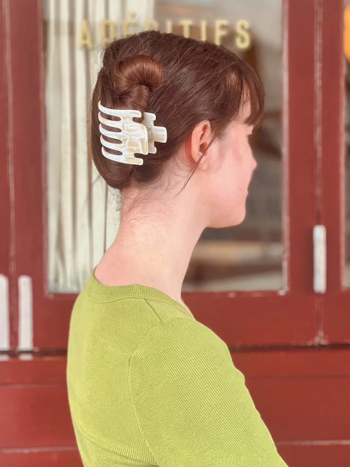 Amy Navy Claw Clip