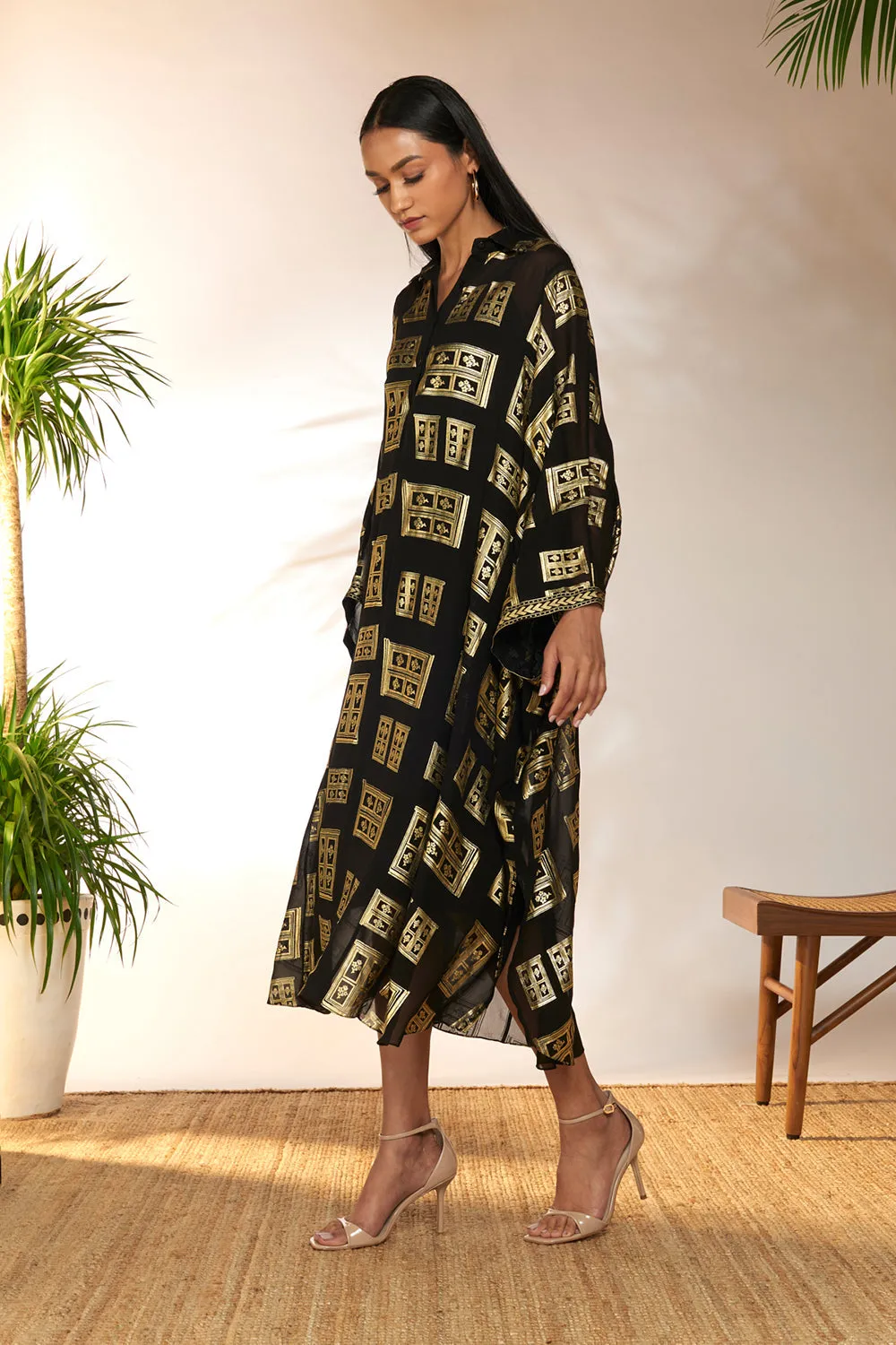 Black Open Doors Foil Collar Kaftan
