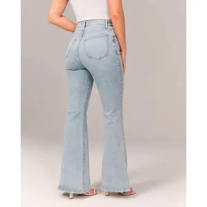 Chic Wide-Leg Flare Jeans