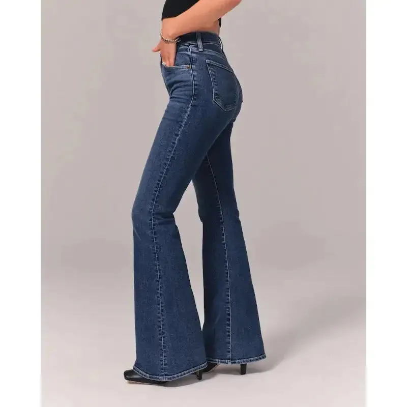 Chic Wide-Leg Flare Jeans