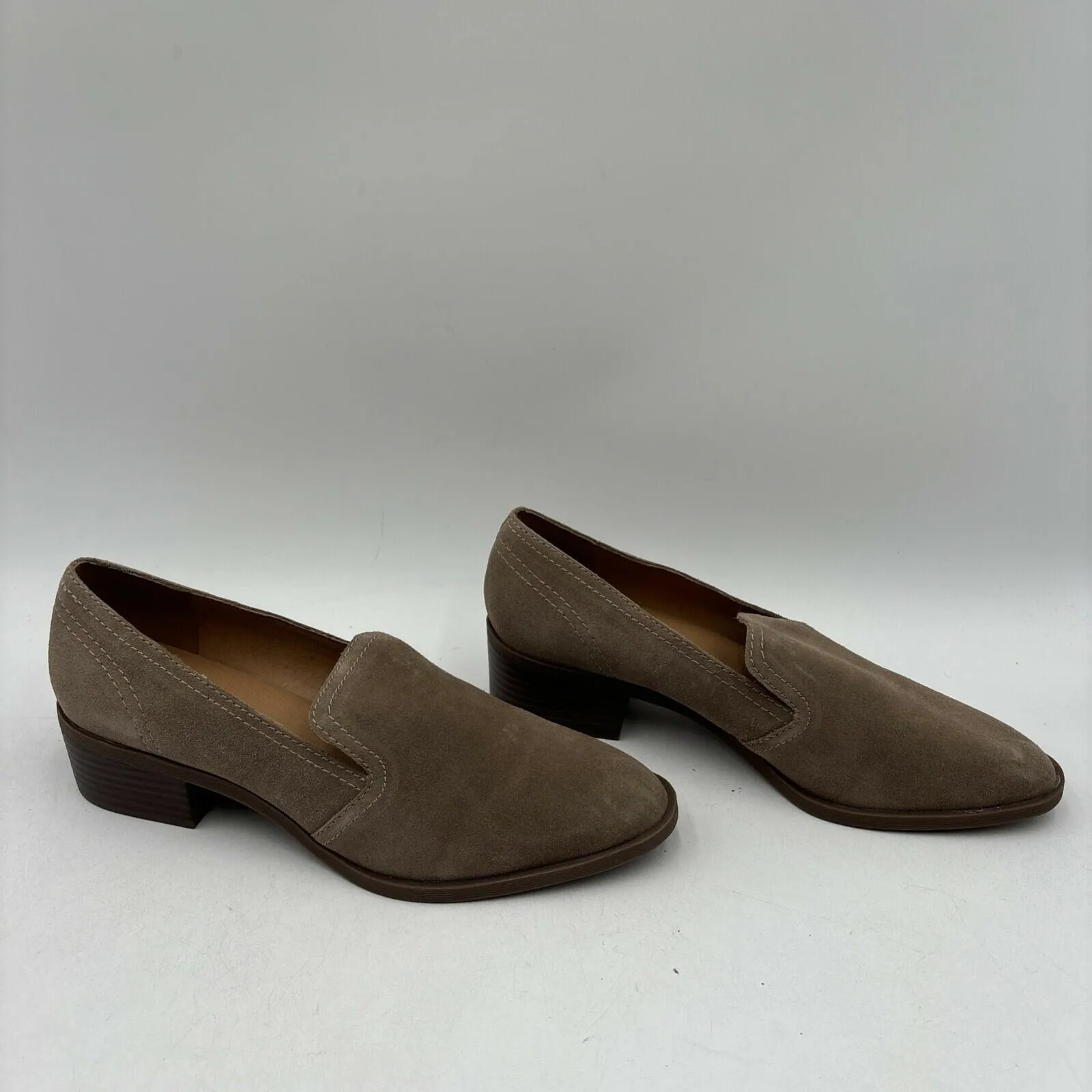 Crown Vintage Samali Loafer in Taupe Suede Size 8.5M - Very Good