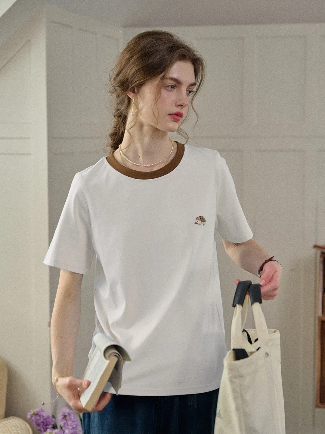 【Final Sale】Reya Simple Round Neck Contrasting Embroidery Cotton Top