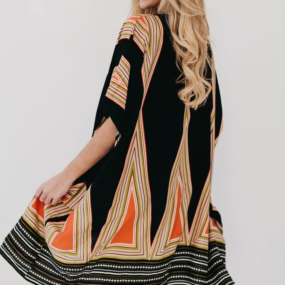 In The City Of Paradise Kimono by Pretty Simple