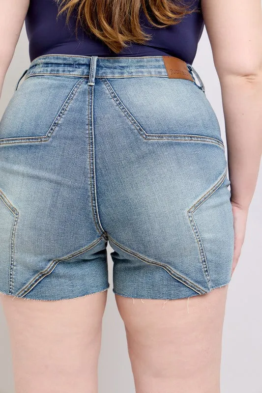 Judy Blue Plus Size High Waist Star Seam Detail Denim Shorts – Medium Wash
