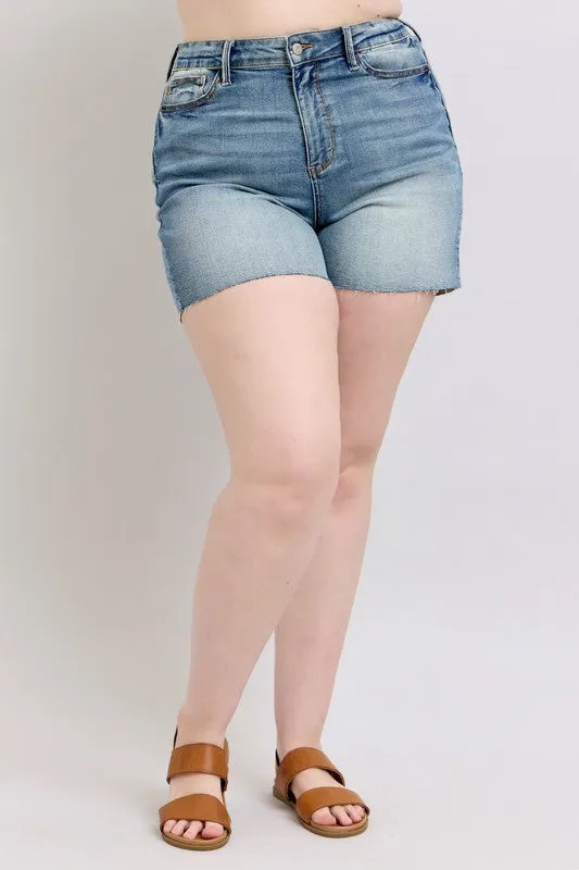 Judy Blue Plus Size High Waist Star Seam Detail Denim Shorts – Medium Wash