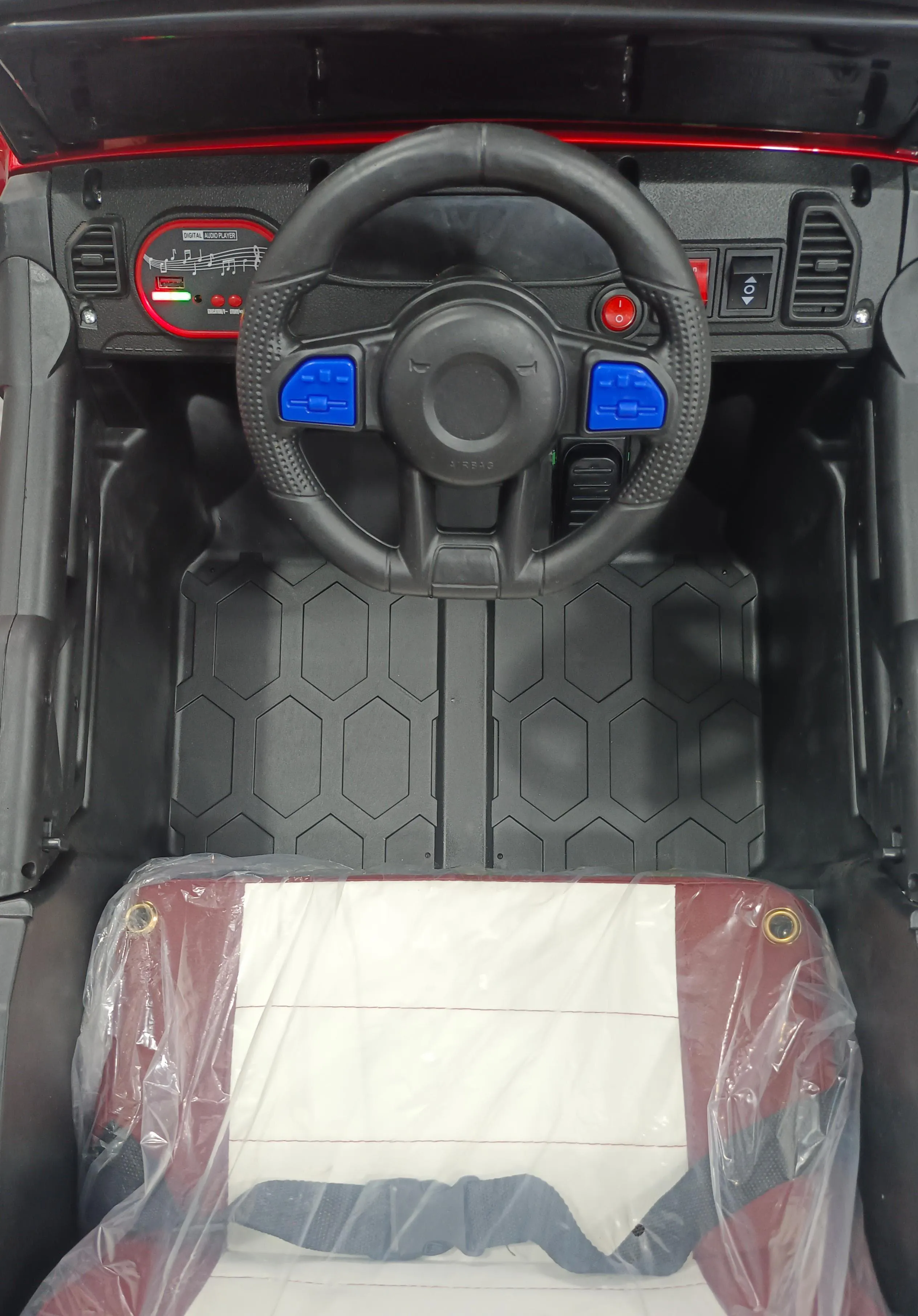 Kid's Power Jeep: Rechargeable Double Motor Fun with Mobile Connectivity