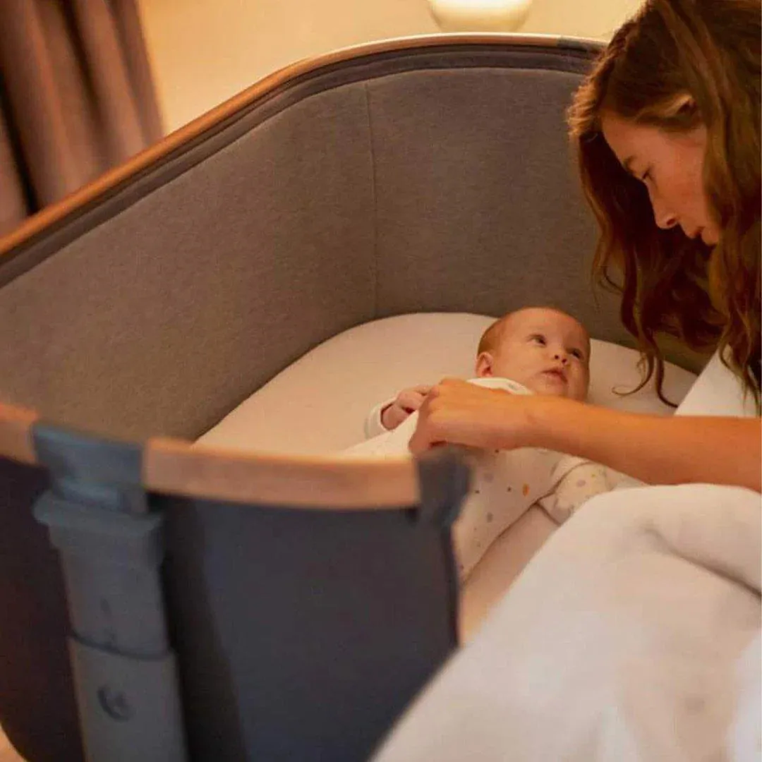 Maxi-Cosi Iora Co-Sleeper Crib - Beyond Grey