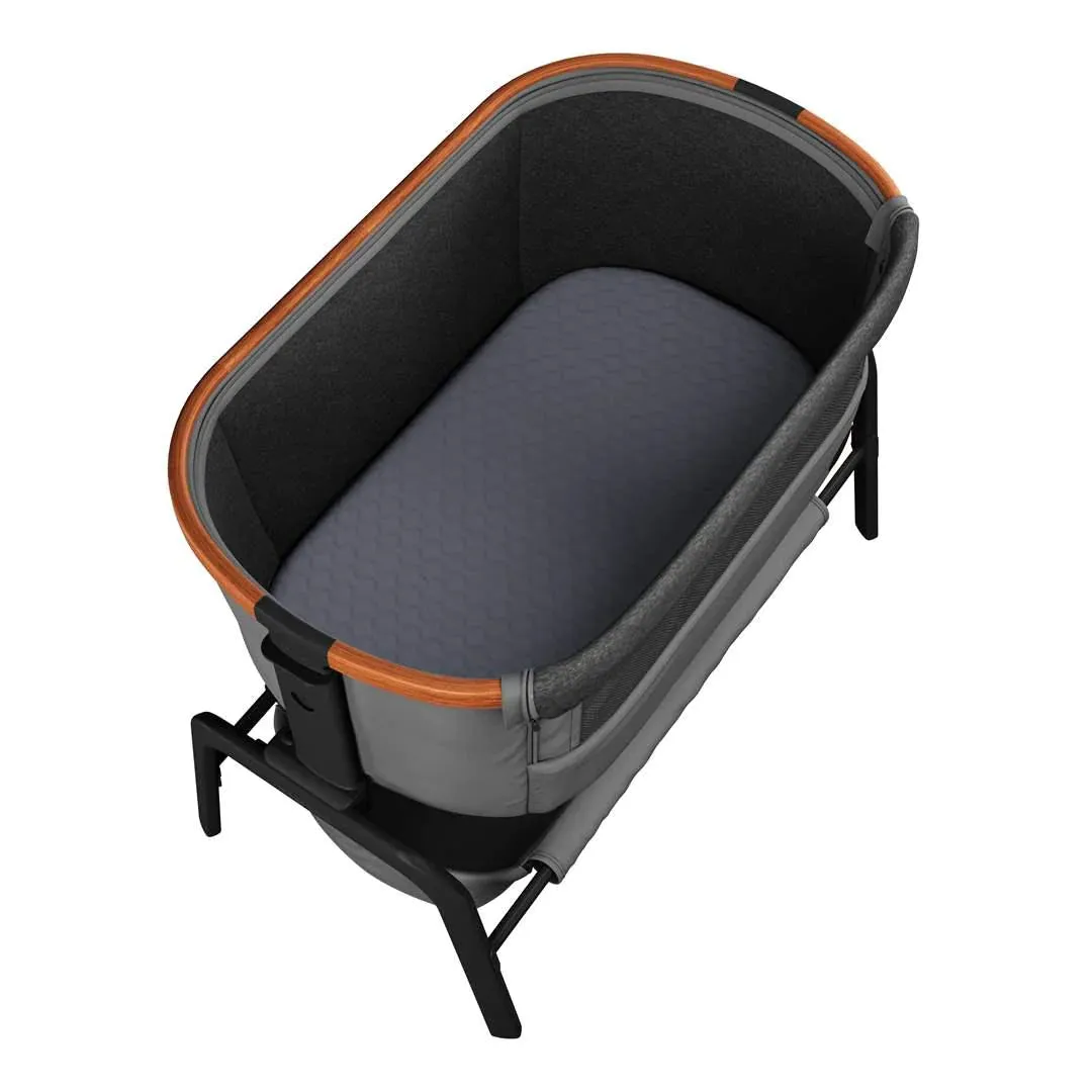Maxi-Cosi Iora Co-Sleeper Crib - Essential Graphite