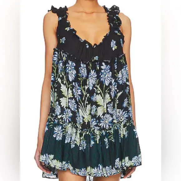 NWOT Free People Bali Wild Daisy Slip Dress in color Black Combo Medium