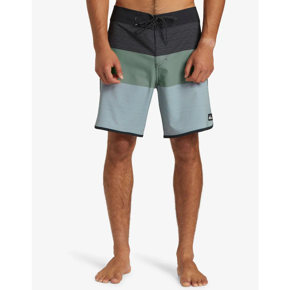 Quiksilver Surfsilk Tijuana 18 Boardshorts