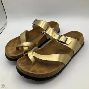 Sandals Flats By Cma In Gold, Size: 10