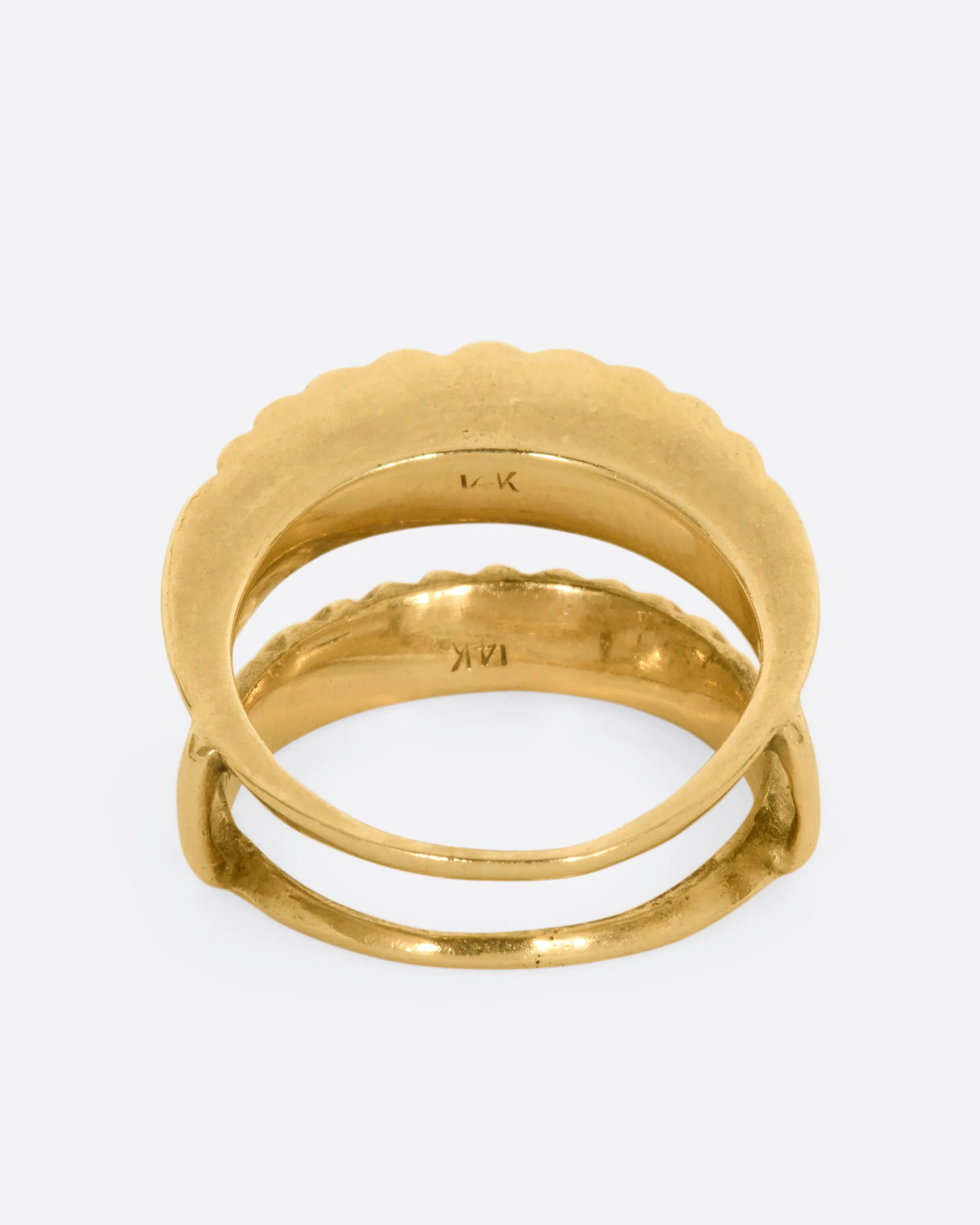 Scalloped Edge Ring Guard
