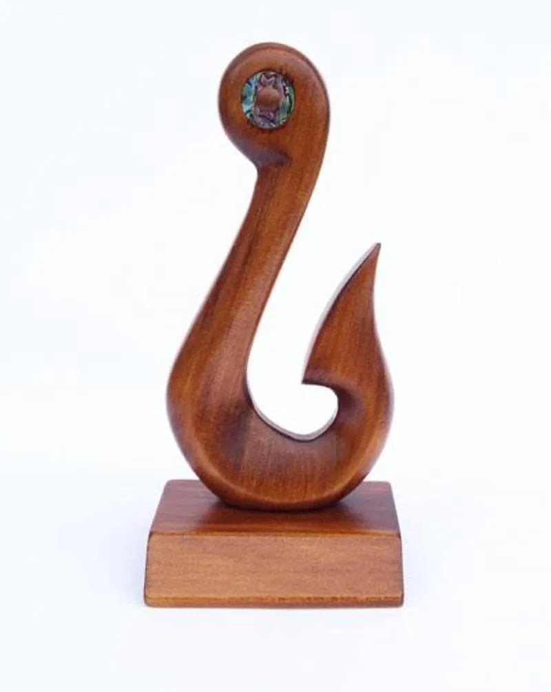 Simple NZ Maori Fish Hook Trophy