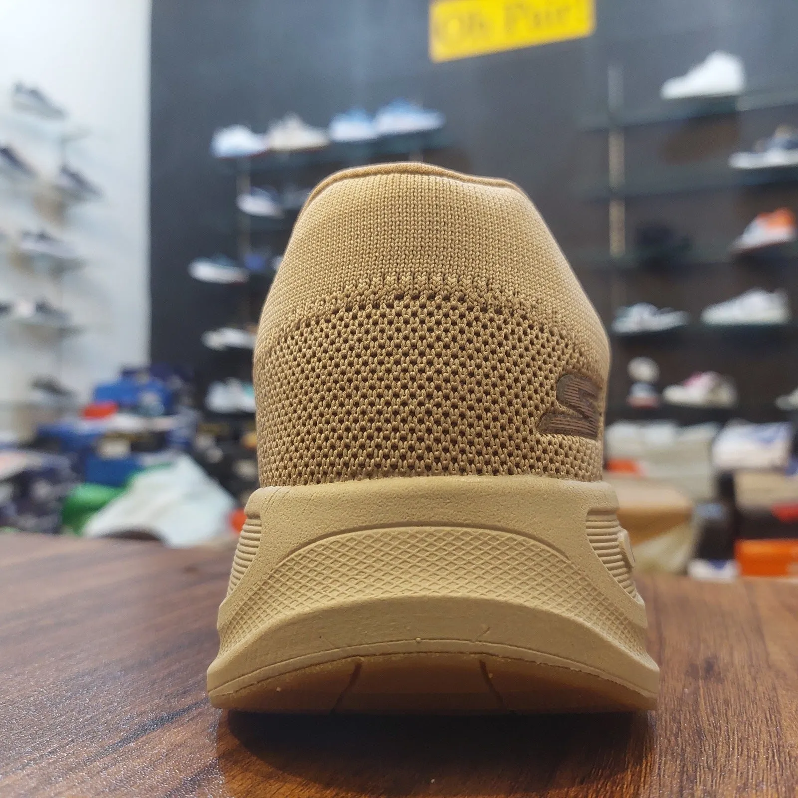 Sketcher Arch Fit Motley - Vaseo "Khaki"