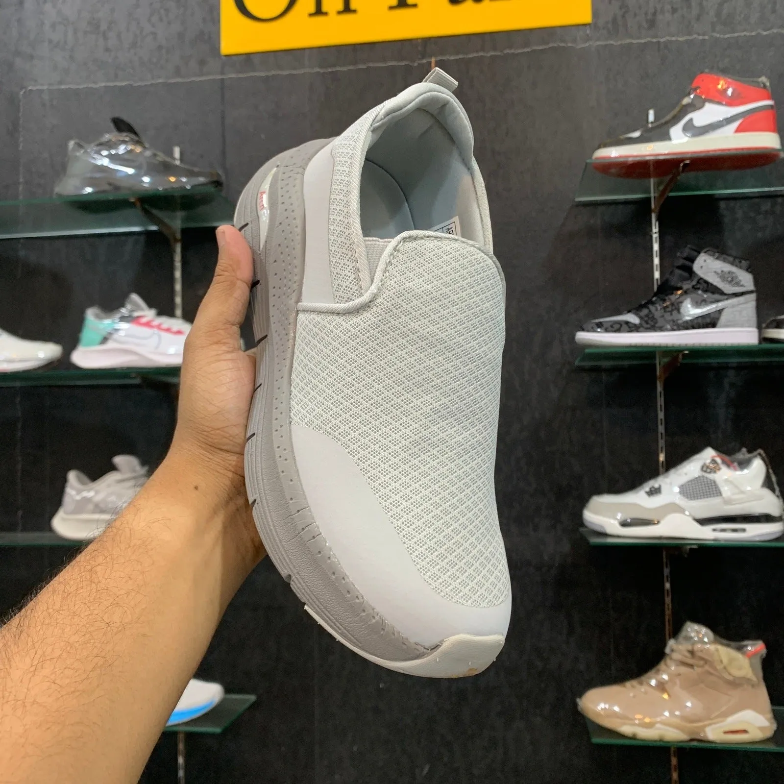 Slip on Lt grey