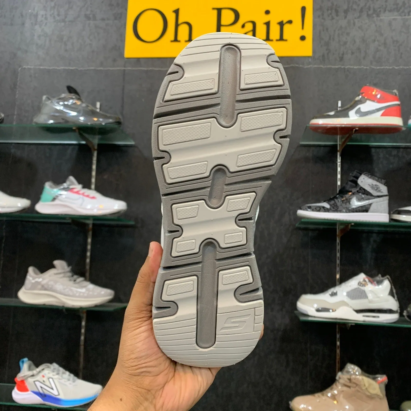 Slip on Lt grey