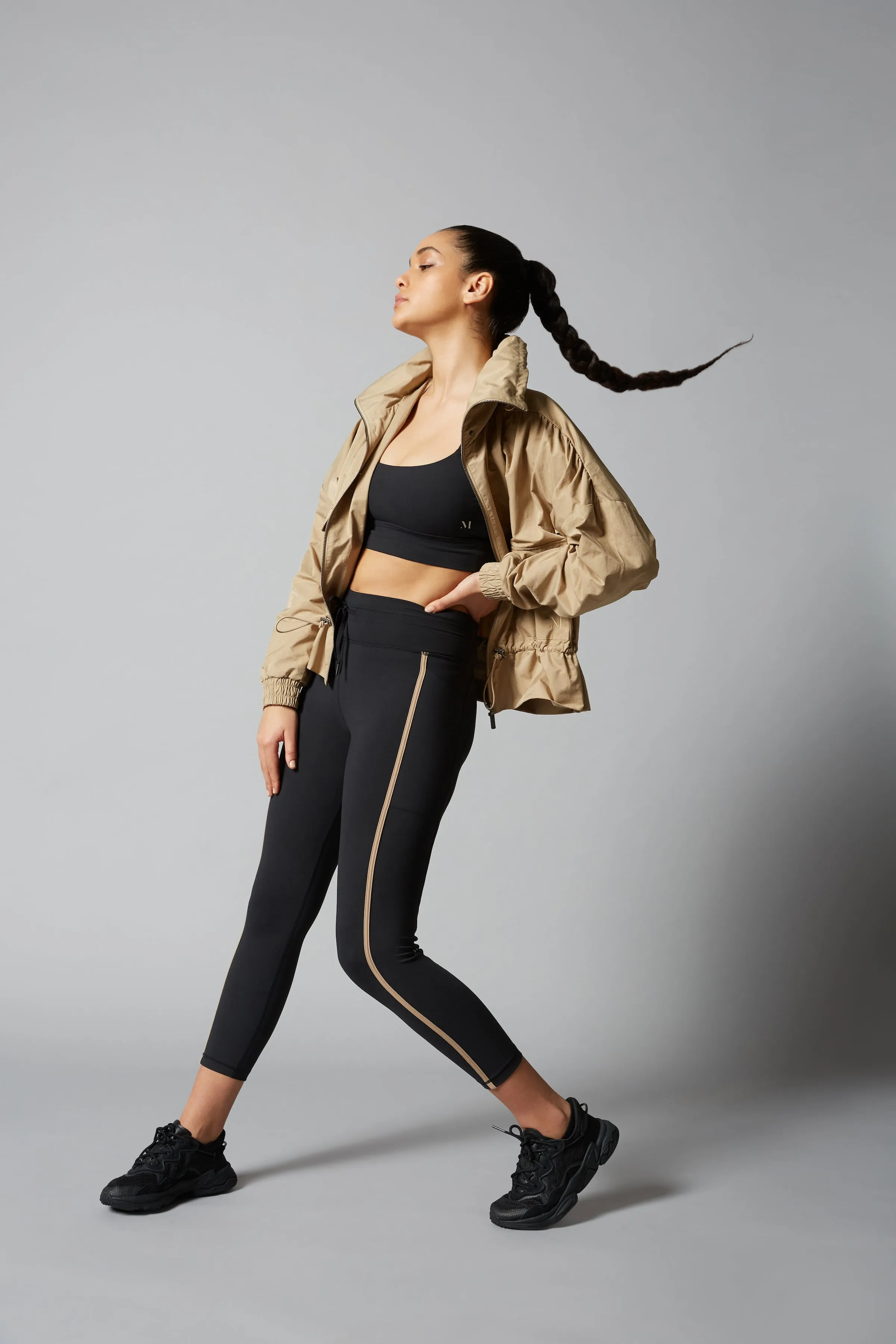 Solar 7/8 Legging - Black & Sand