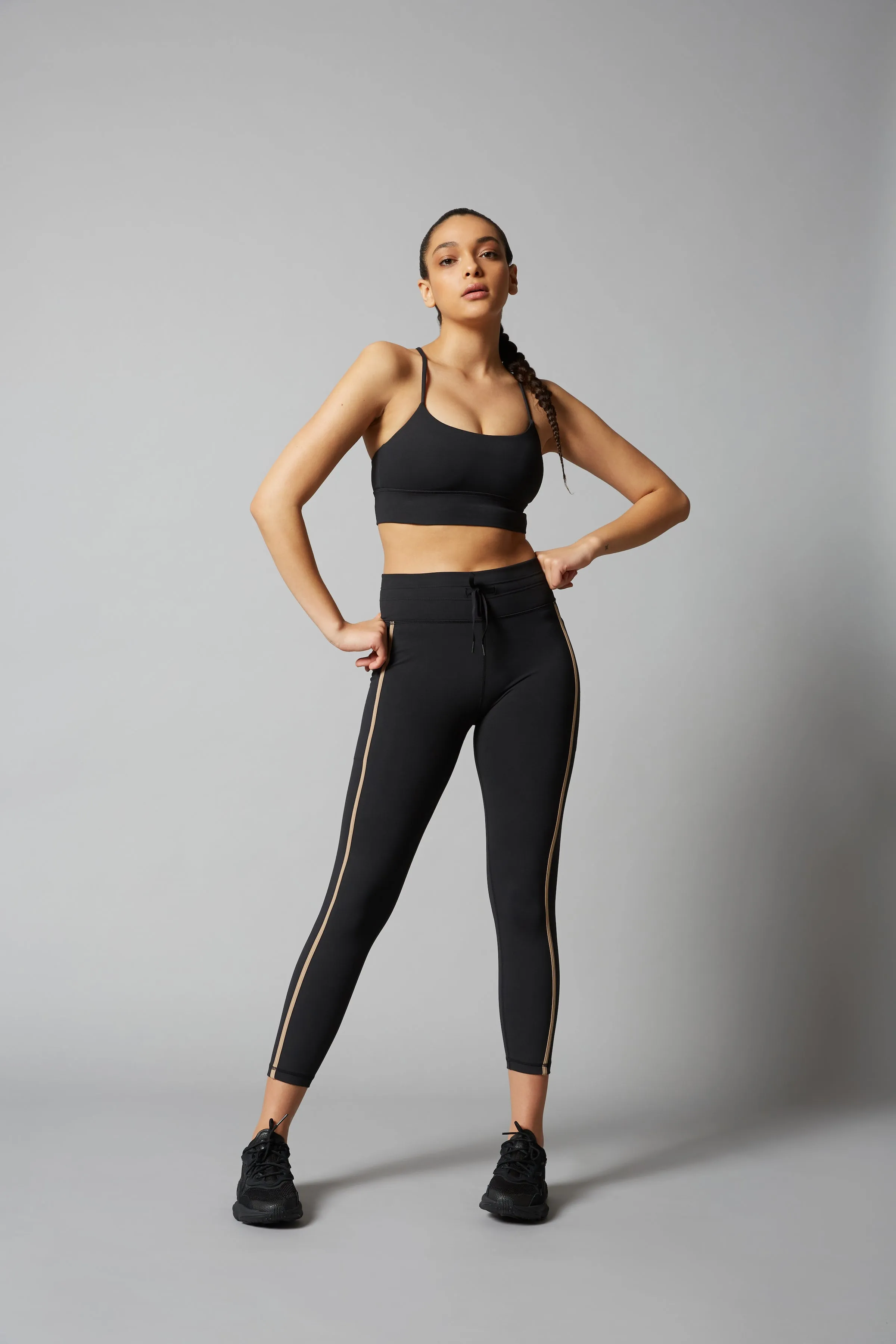 Solar 7/8 Legging - Black & Sand