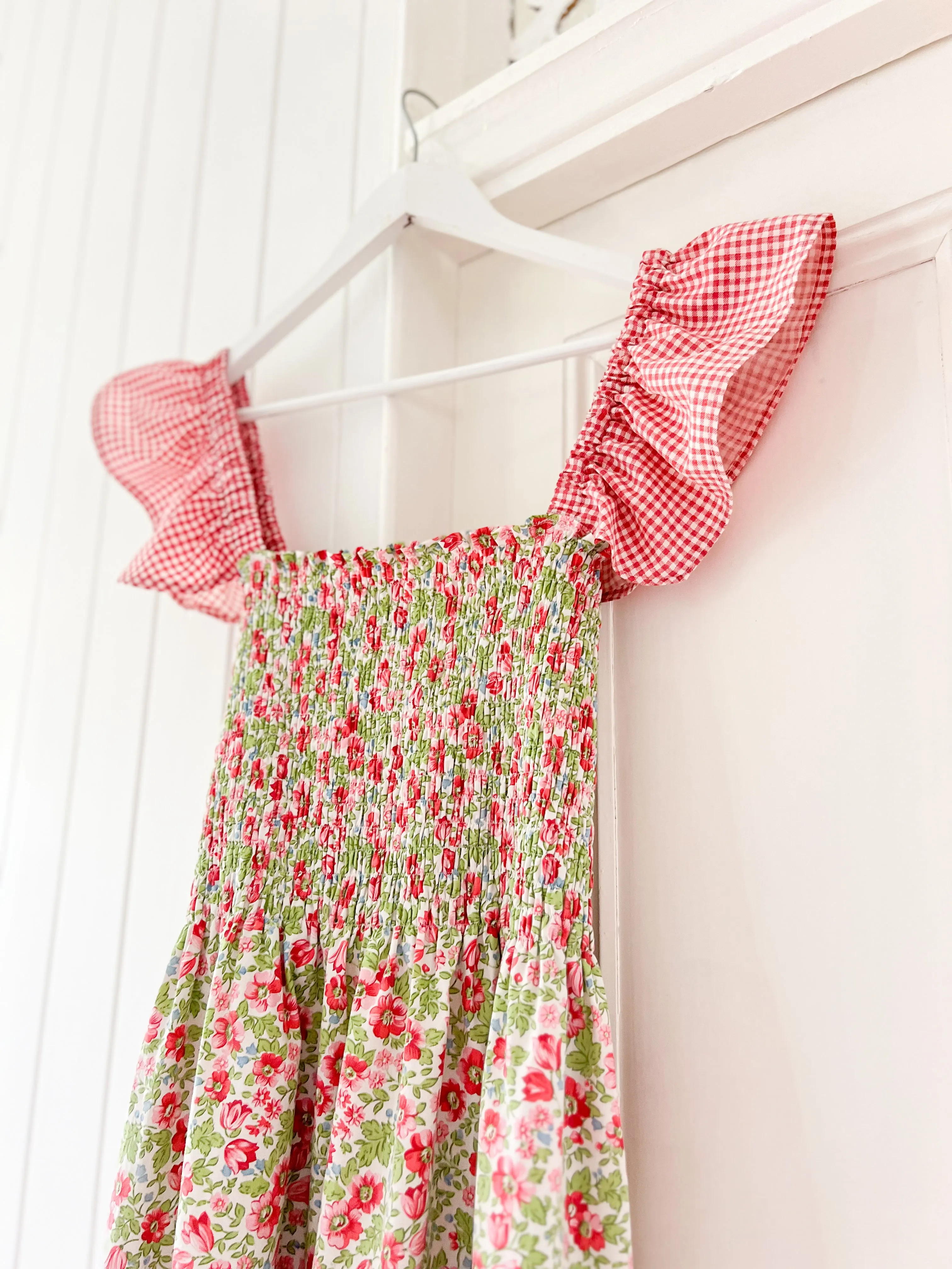 THE SUMMER PICNIC DRESS