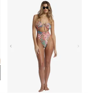 VISIONS OF PARADISE ANDREW ONE PIECE