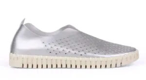 WOMEN'S ILSE JACOBSEN TULIP SLIP-ON | SILVER